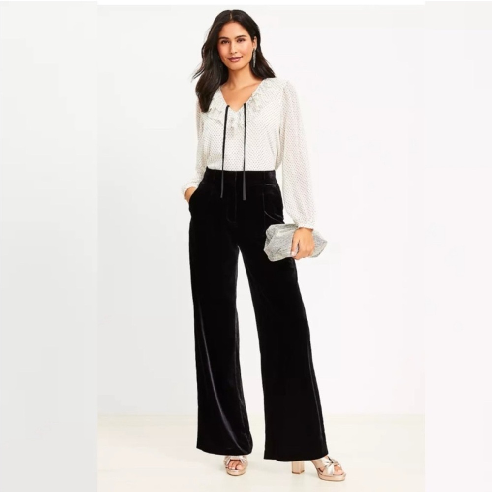 LOFT women’s size 18 Tall Peyton Trouser Pants in Black Velvet holiday witchy